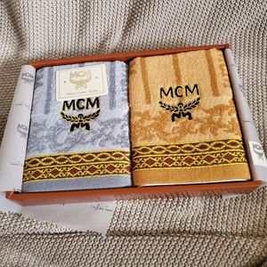 MCM Handtowels